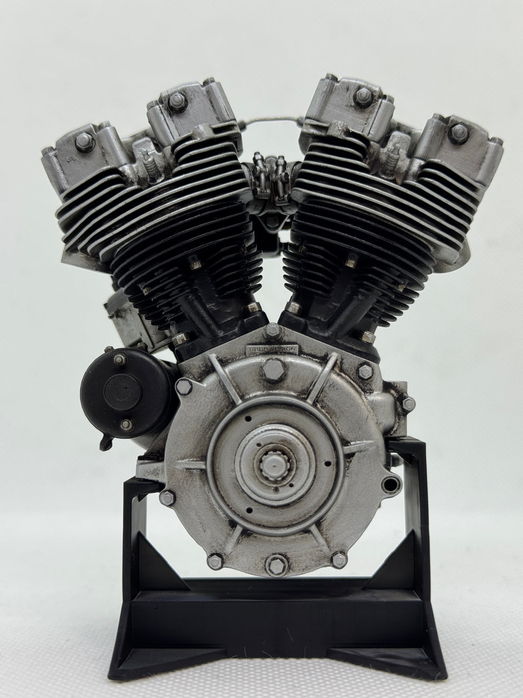 1/6 Scale Early Shovelhead Engine Model with Magneto