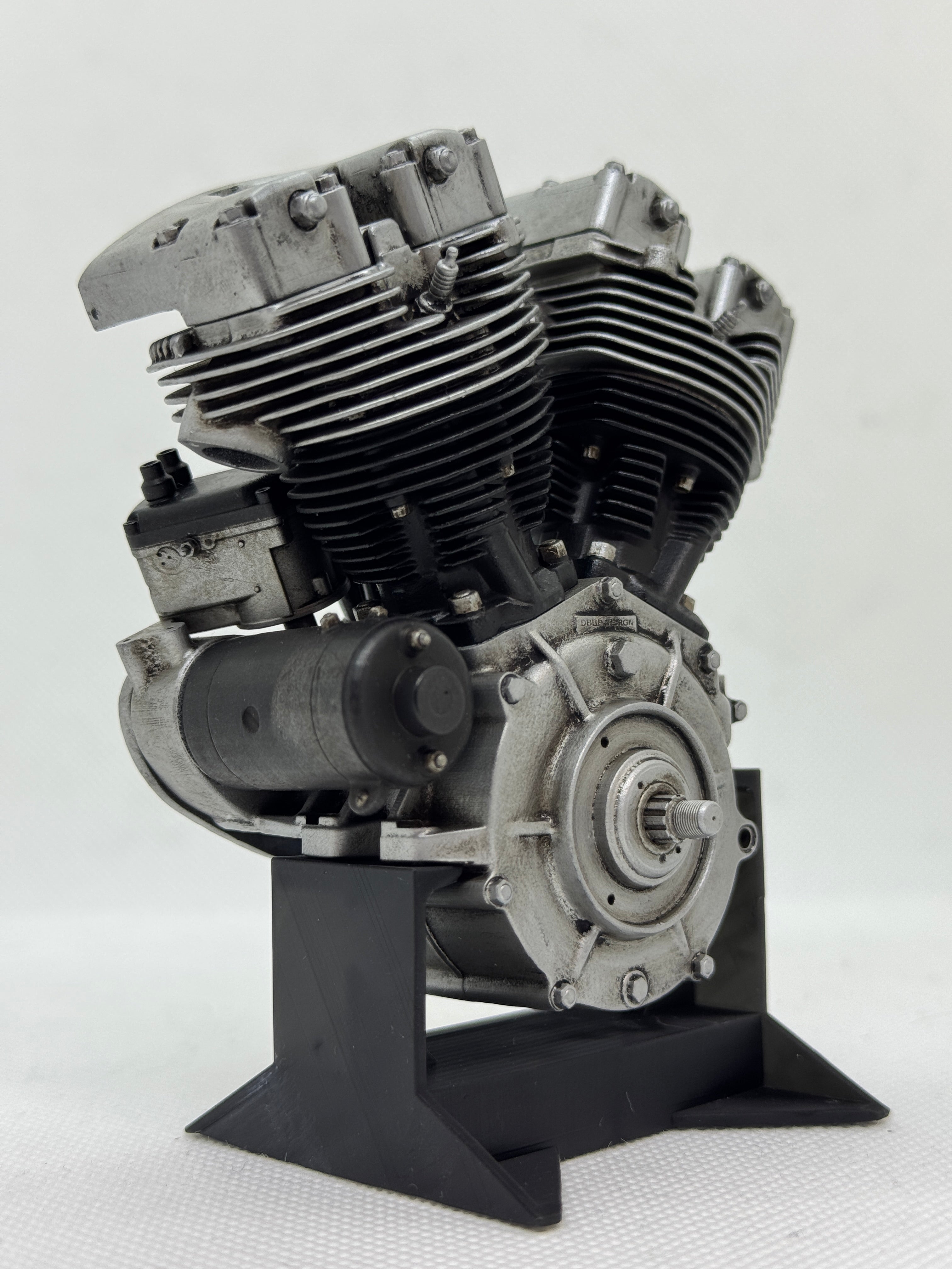 1/6 Scale Early Shovelhead Engine Model with Magneto