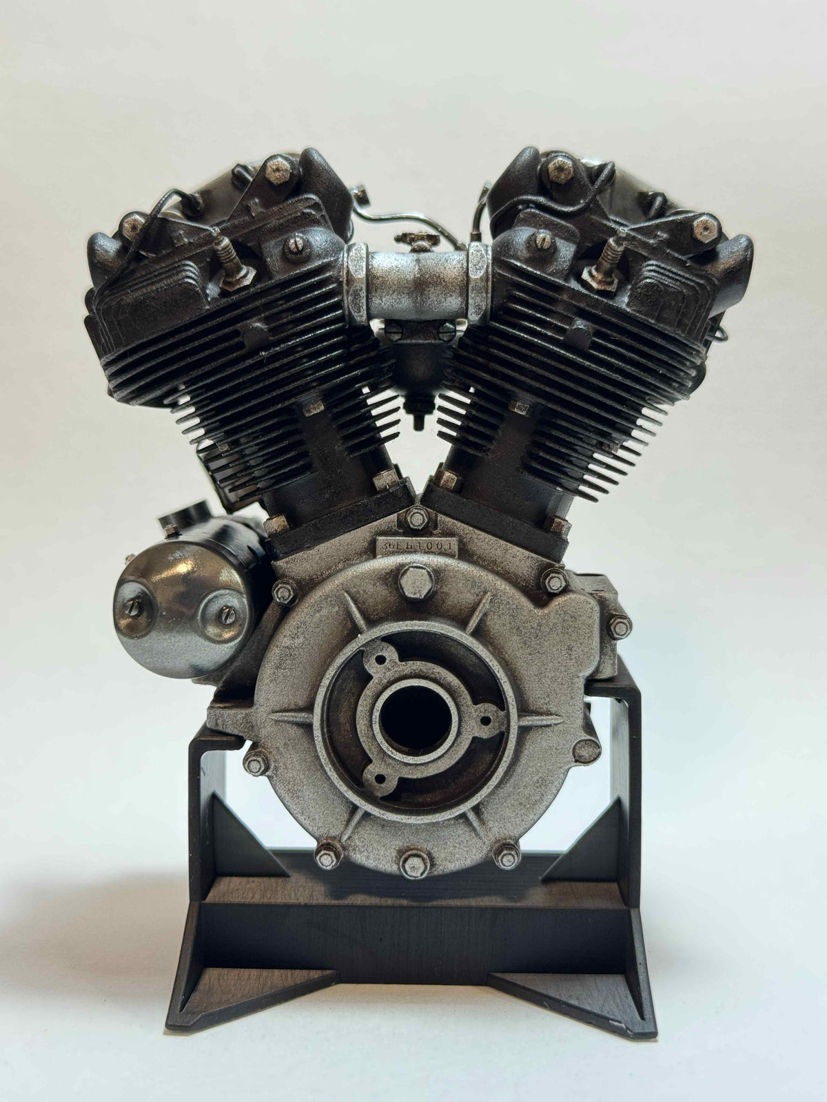 1/6 Scale 1936 First Knucklehead Engine Model