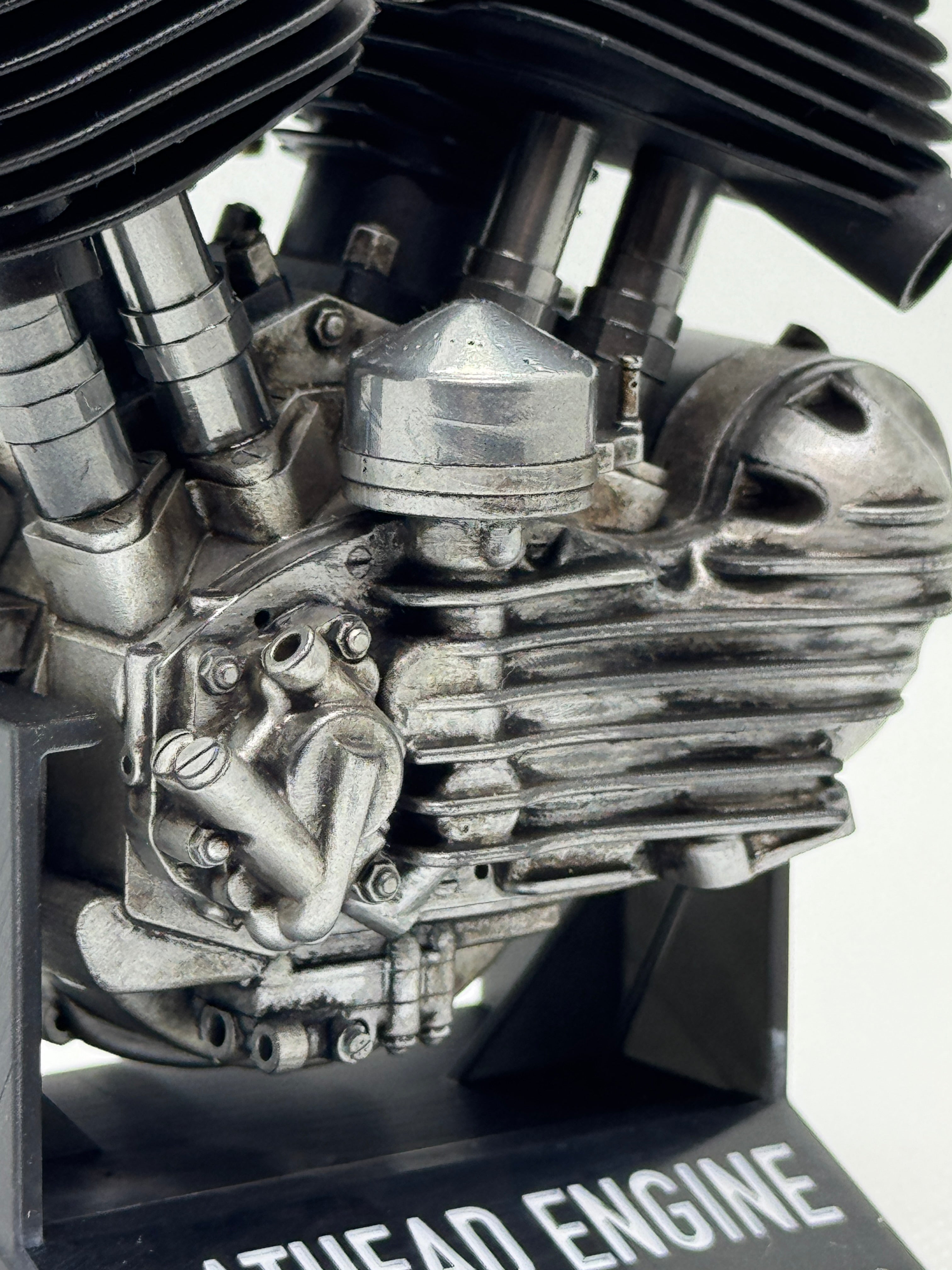 1/6スケール フラットヘッドエンジンモデル｜光造形3Dプリント製 精密塗装仕上げ｜ヴィンテージVツインの原点を立体表現