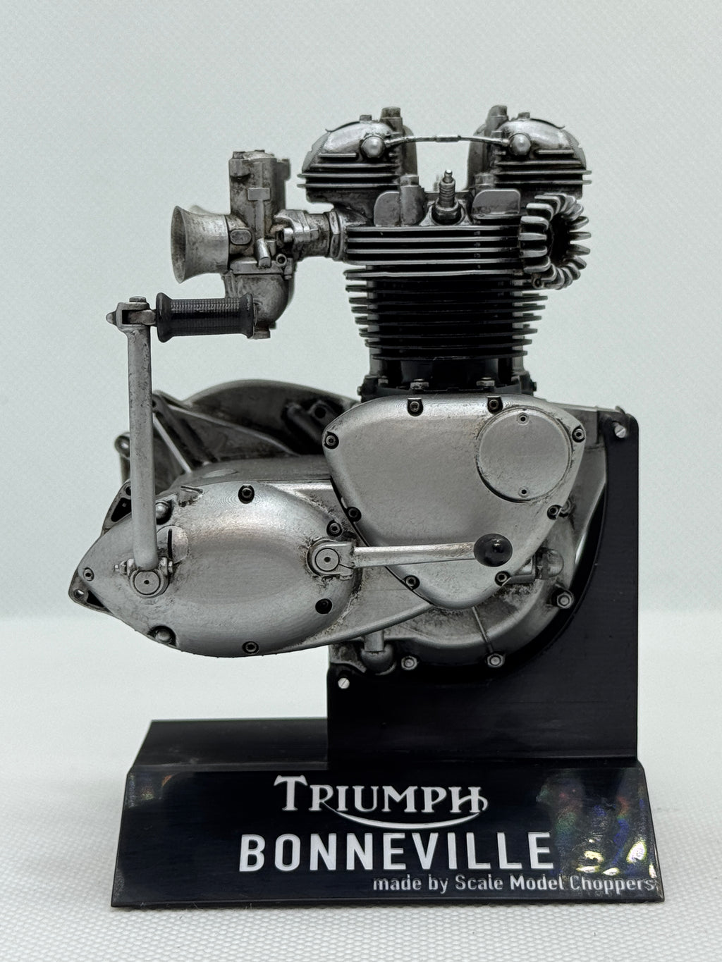 1/6スケール トライアンフ ボンネビルエンジンモデル