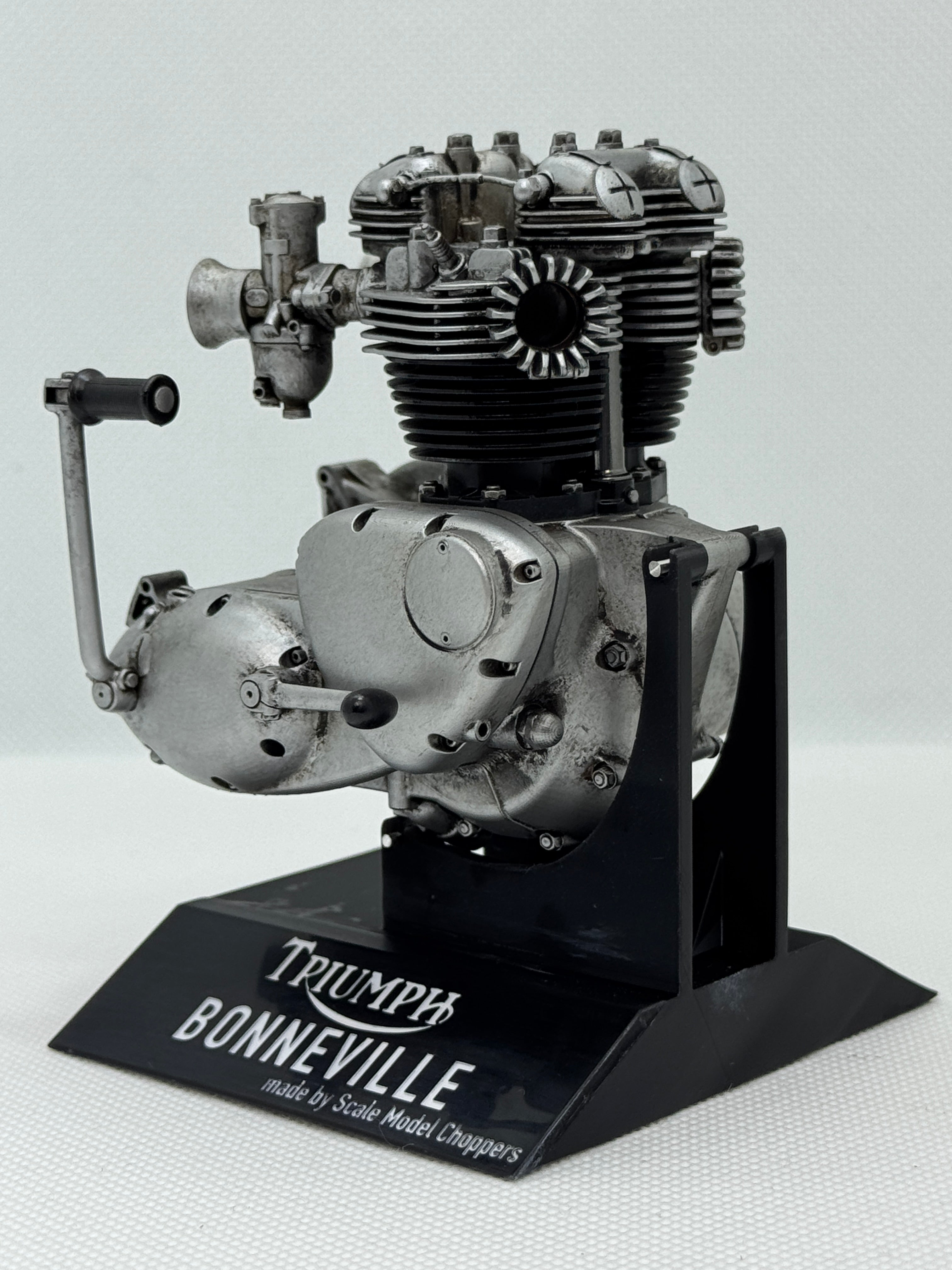1/6スケール トライアンフ ボンネビルエンジンモデル｜光造形3Dプリント製 精密塗装仕上げ｜英国ツインの魅力を立体表現