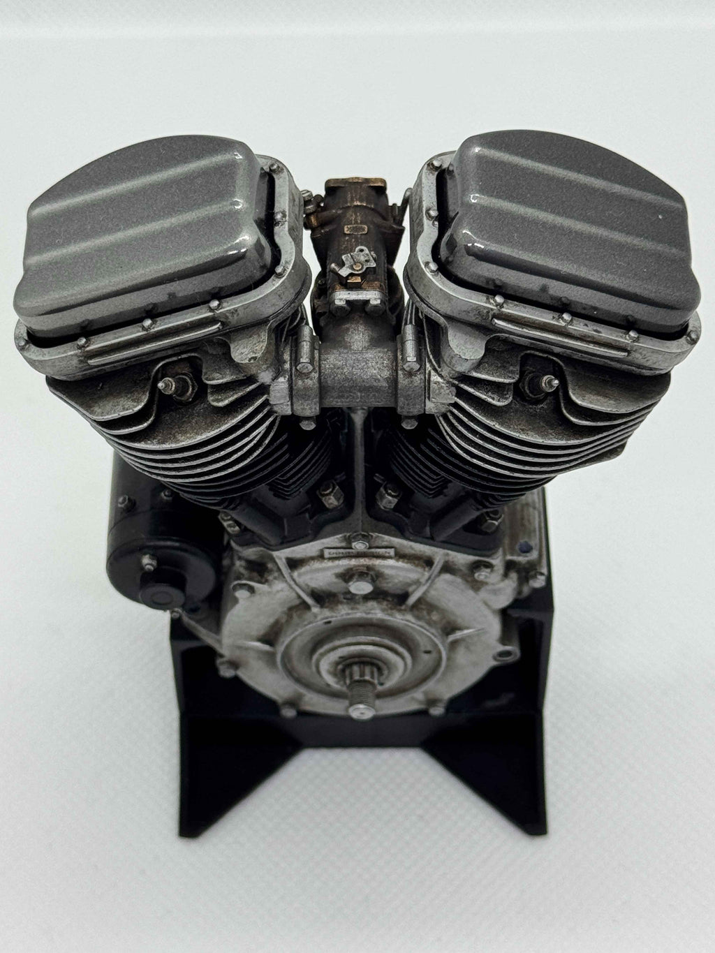 1/6スケール パンヘッドエンジンモデル｜1954-62 カムカバー4本リブ｜ロッカーカバーDリング｜光造形3Dプリント 精密塗装仕上げ