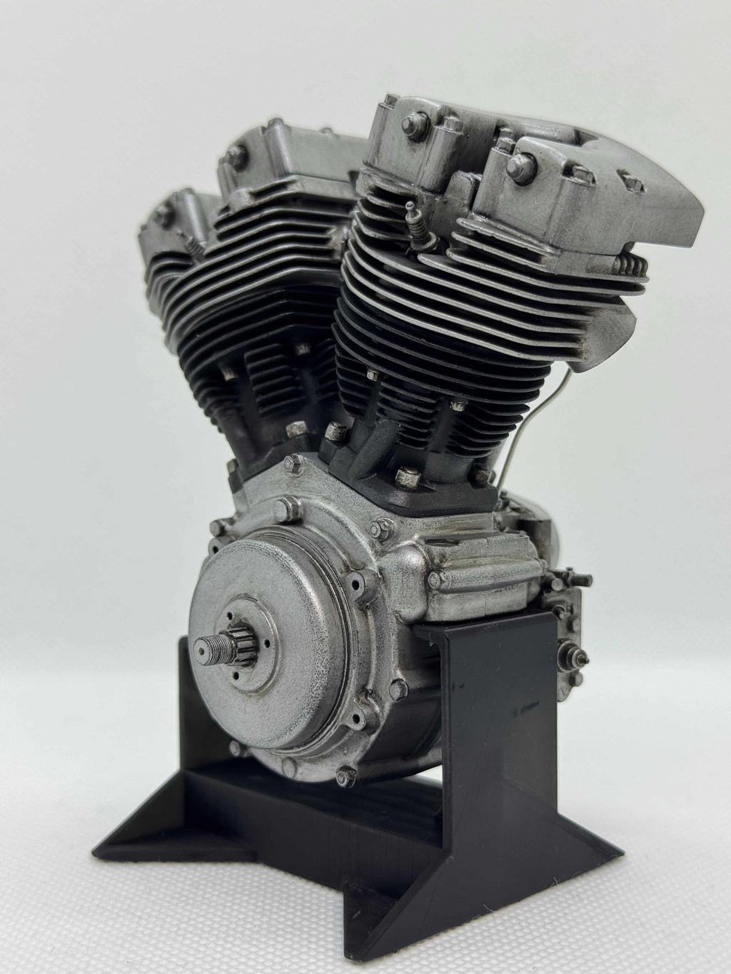 1/6スケール ショベルヘッドエンジンモデル｜ケイヒンバタフライキャブ｜光造形3Dプリント＆エイジング塗装仕上げ｜リアルディスプレイモデル