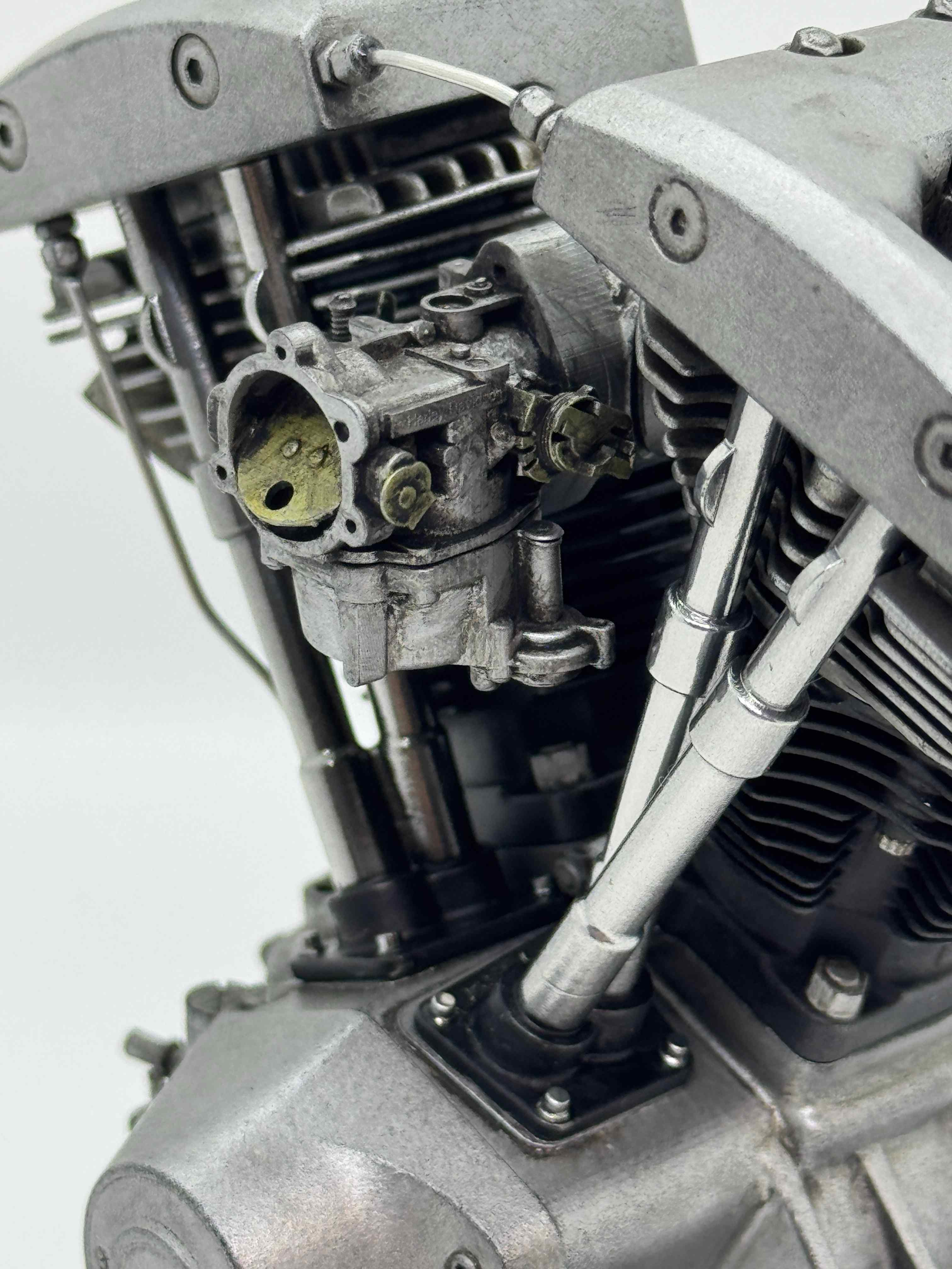 1/6スケール ショベルヘッドエンジンモデル｜ケイヒンバタフライキャブ｜光造形3Dプリント＆エイジング塗装仕上げ｜リアルディスプレイモデル