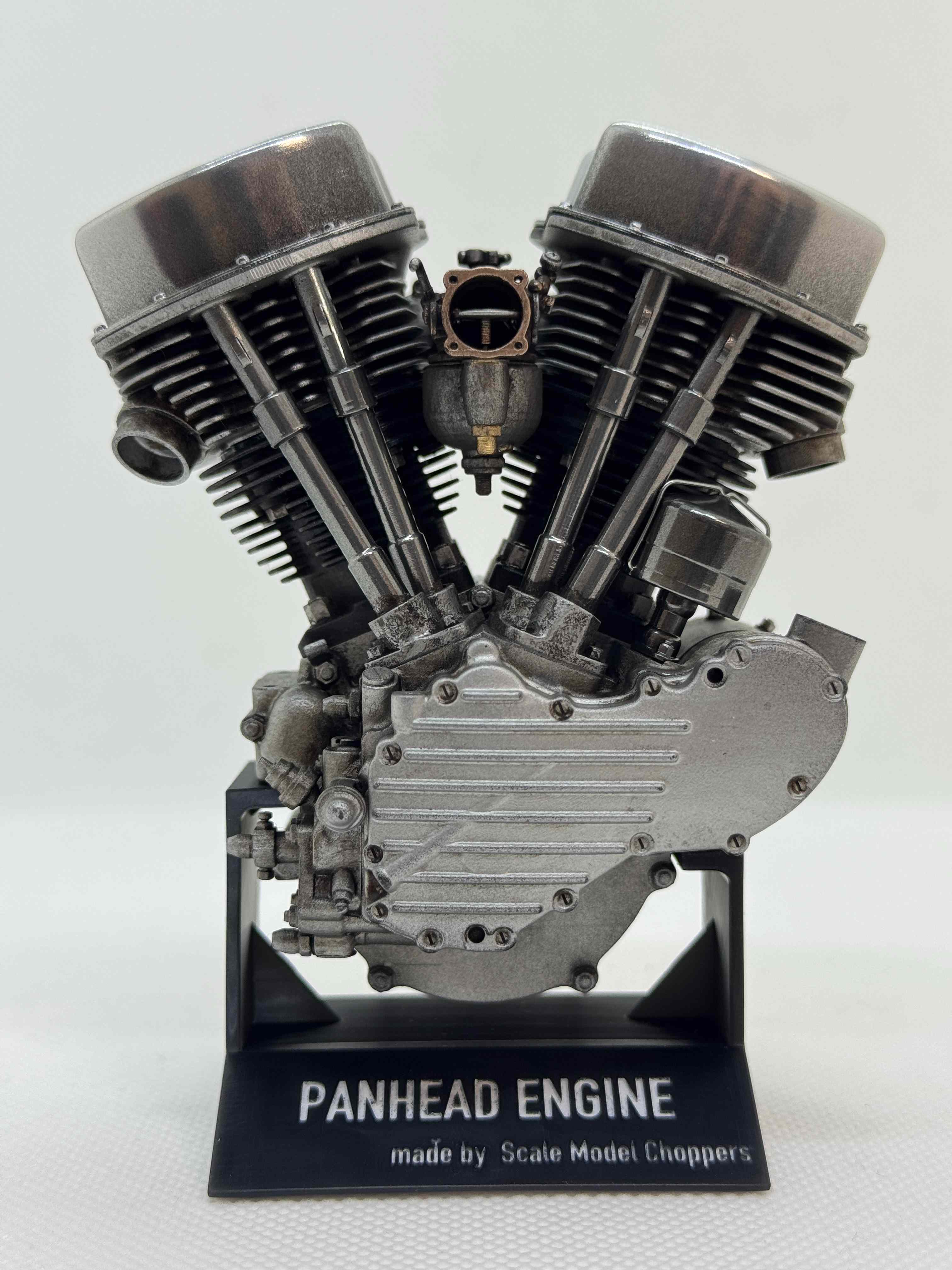 1/6スケール 1948〜1953年 パンヘッド エンジンモデル｜8フィンカムカバー｜光造形3Dプリント 精密塗装仕上げ