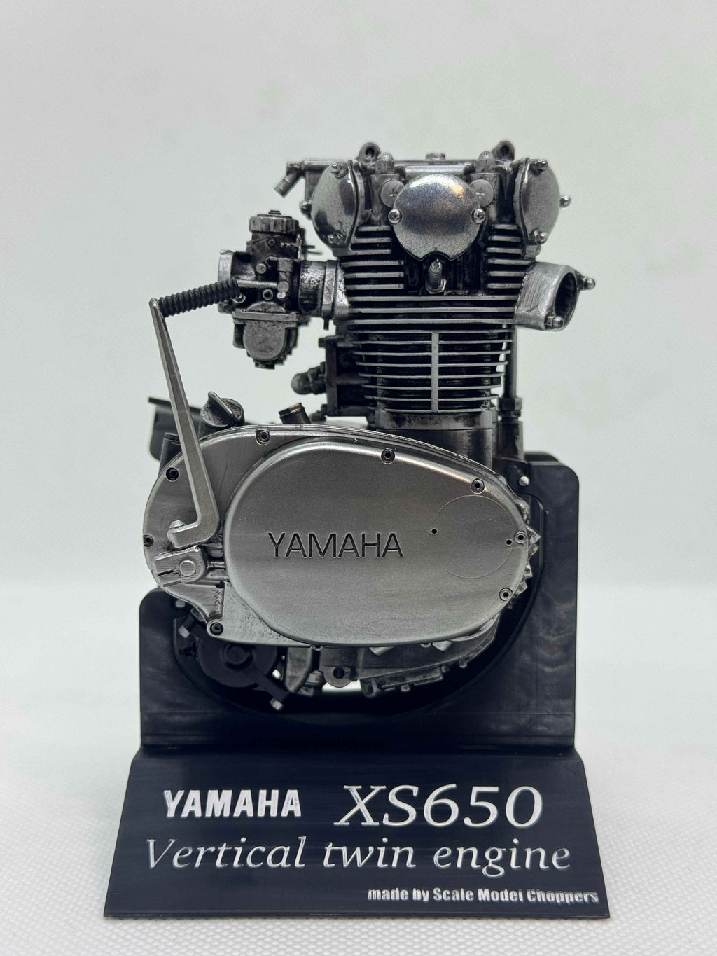 1/6スケール YAMAHA XS650 エンジン模型｜光造形3Dプリント製 精密塗装仕上げ｜名作バーチカルツインを立体再現