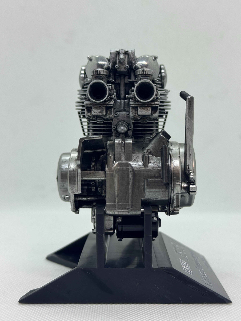 1/6スケール YAMAHA XS650 エンジン模型｜光造形3Dプリント製 精密塗装仕上げ｜名作バーチカルツインを立体再現