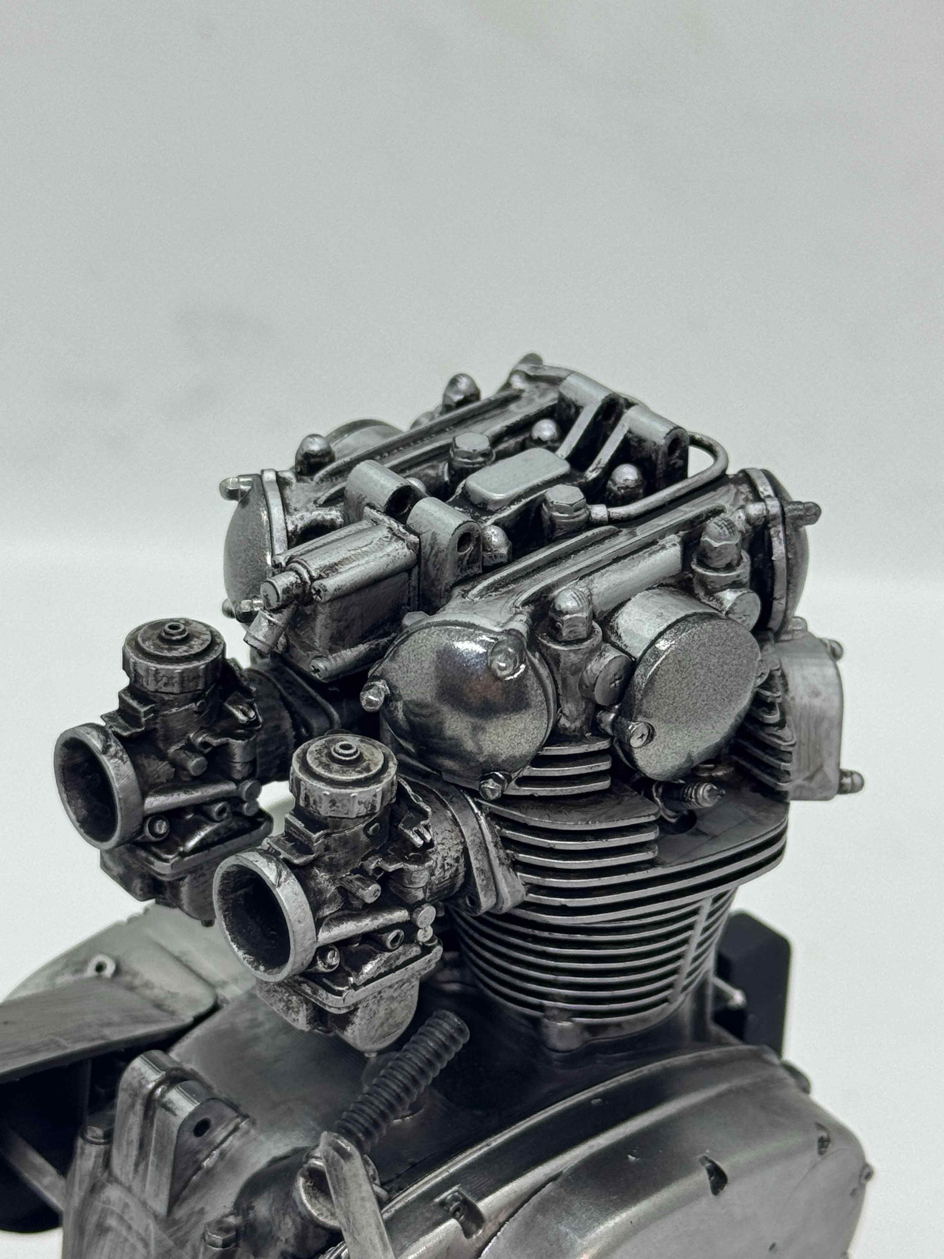 1/6スケール YAMAHA XS650 エンジン模型｜光造形3Dプリント製 精密塗装仕上げ｜名作バーチカルツインを立体再現