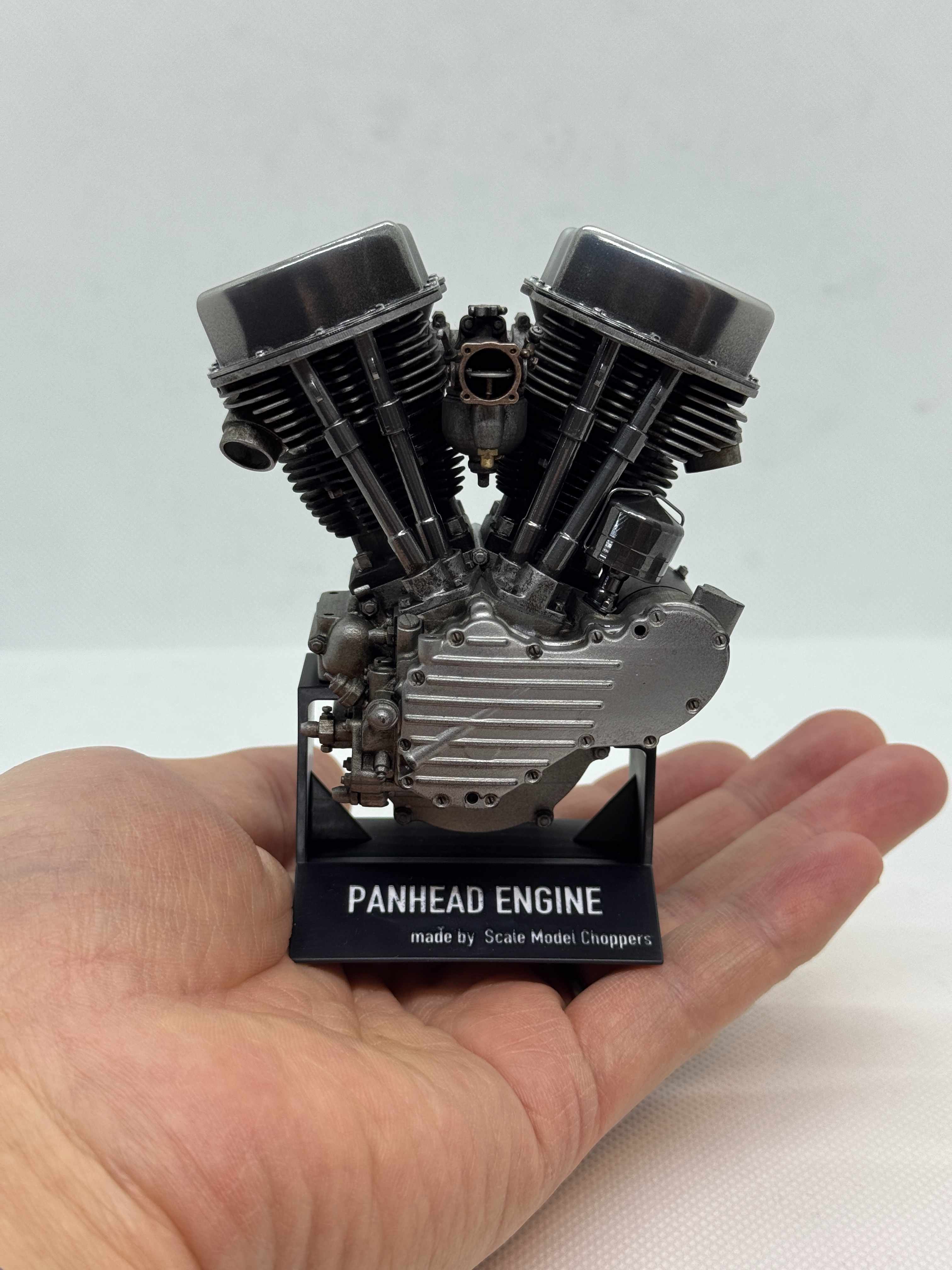 1/6スケール 1948〜1953年 パンヘッド エンジンモデル｜8フィンカムカバー｜光造形3Dプリント 精密塗装仕上げ